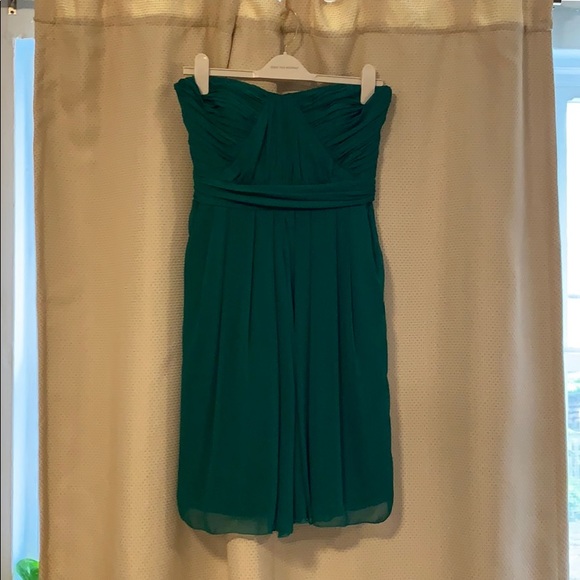 Badgley Mischka Dresses & Skirts - Badgley Mischka Emerald strapless cocktail dress Badgley Mischka Dresses & Skirts - Badgley Mischka Emerald strapless cocktail dress